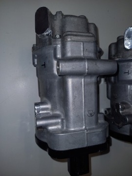 фото thumb №11, Toyota lexus гибрид компрессор компрессор малый пробег