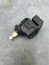 фото thumb №1, Vw audi skoda моторчик регулювання світла