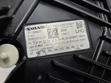 фото thumb №10, Volvo xc60 ii 2017+ лампа перед правая полный led европа 31108601