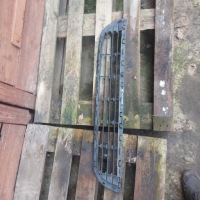 Решётка средняя бампера перед citroen berlinko 3 9677603677 Недорого, фото thumb