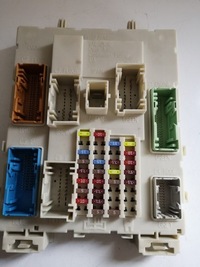 фото thumb №1, Volvo v40 ii lift модуль bsi 31453132