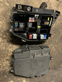 фото thumb №1, Mercedes w177 2.0 коробка предохранителей a1775404507