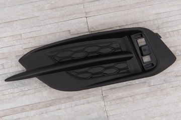 фото thumb №9, Honda civic x 2016-2019 заглушка заднего галоген правая 71503teat00