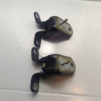 фото thumb №1, Ford fiesta 20ford fiesta mk7 lift петлі двері задня лівий чорні dc комплект