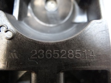 фото thumb №10, Opel astra v k лівий ковзун кріплення бампера заднього зад 39086936