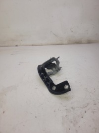 фото thumb №1, Петля кришки задня правий audi a4 b9 avant 8w9827300a