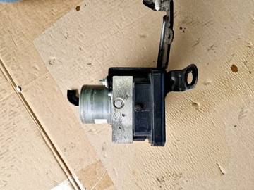 фото thumb №1, Насос abs jumpy expert iii proace vivaro c 2.0 9840461080