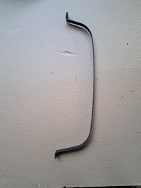 фото thumb №1, Хомут кронштейн бака vw passat b5