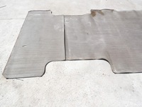 фото thumb №7, Vw lt sprinter 96-06 обшивка гумовий елемент підлога задня середній 1