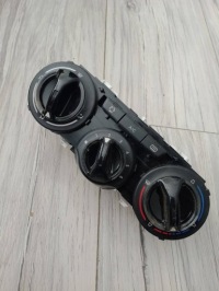 фото thumb №1, Панель кондиционера citroen c3 ii e1063071 208