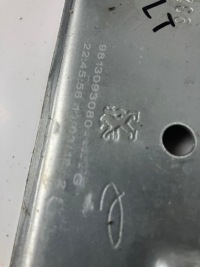 фото thumb №6, Подъемник стекло левый задняя citroen c3 iii 9813093680