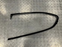 фото thumb №1, Рамка двері скло лівий задня alfa romeo stelvio 16-