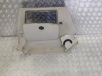 фото thumb №1, Обшивка лівий багажника mercedes w169 1.7