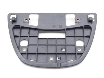 фото thumb №1, Fiat stilo 01-07 кріплення лампочки стеля