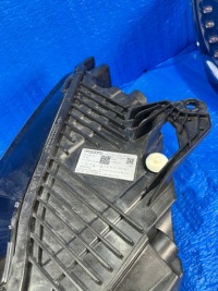 Volvo xc60 2 рестайлинг  фара правый  перед full led 32404710 европа Недорого, фото thumb