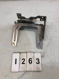 фото thumb №1, Volvo xc40 кронштейн конденсатор кнопка старт/стоп