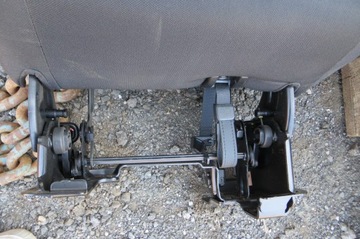 фото thumb №12, Сидіння диван land rover discovery iii 3 ряд