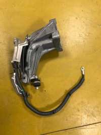 фото thumb №1, Кронштейн кронштейн кронштейн двигателя infiniti q50 2.0 t