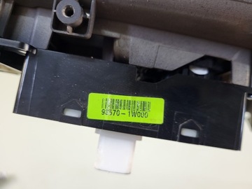 фото thumb №11, Панель керування вікнами водія перемикач kia rio iii 3 82730-1w020