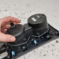 Renault arkana рамка середня кронштейн на чашки 2207192074 Ціна, фото thumb