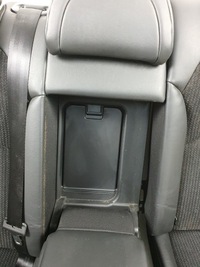 фото thumb №8, Заднее сиденье задняя спинка задняя citroen c5 iii x7 sedan