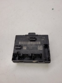 фото thumb №1, Модуль блок керування двері audi a3 8v 5q0959392e