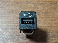 фото thumb №1, Idealny панель port usb bmw 1