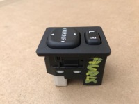 фото thumb №1, Toyota auris i перемикач регулювання дзеркал