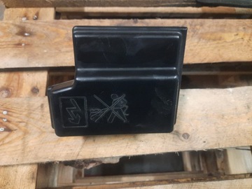 фото thumb №1, Коробка запобіжників корпус renault clio v