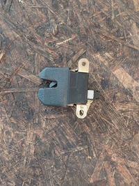 фото thumb №5, Замок кришки багажника vw bora sedan 1j5827505c