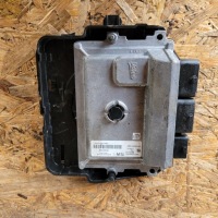 Купити Бортовий комп'ютер двигуна psa 9819657880, фото thumb