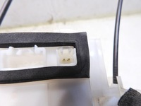 фото thumb №3, Замок дверь правый задняя 2 pin subaru forester iii