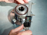 фото thumb №11, Ступиця, підшипник колеса задня mazda 323 f ,s vi ,6 , 626 v ,xedos 9 -02.08 набір