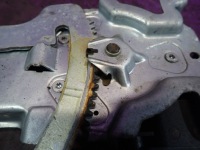 Opel meriva a i рестайлинг  подъемник стекло перед правый 13222287 93389552 6 pin Оригинал, фото thumb