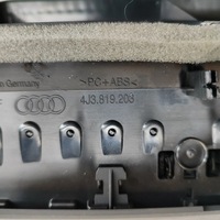 фото thumb №8, Audi e-tron gt 2022 форсунки / ґрати обдув панелі приладової панелі