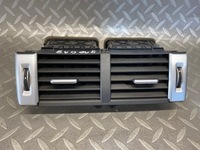 фото thumb №1, Решітка обдув середня range rover evoque