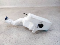 фото thumb №1, Бак бачок жидкость омывателя mercedes slk r172 w172 a1728600060