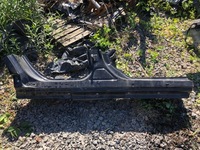 фото thumb №1, Volvo xc60 08- блок двигателя b порог правый