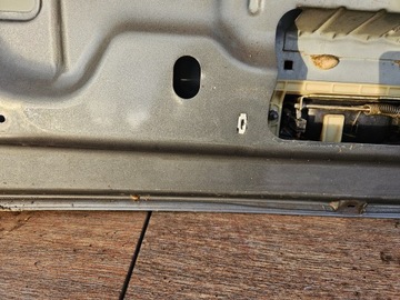 фото thumb №13, Jeep grand cherokee wj 99-04 кришка багажника скло