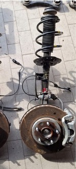 фото thumb №1, Амортизатор поворотный кулак амортизационная стойка перед arkana правая