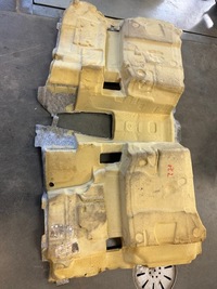 фото thumb №10, Mercedes glc w253 обшивка коврик пол a2536806906 a2536807706