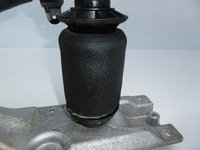 фото thumb №7, Кронштейн амортизатор кабины правый левый magnum