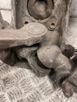 фото thumb №14, Амортизатор поворотный кулак рычаг правые bmw m5 f10