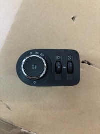 фото thumb №1, Вимикач світла opel adam 13294814