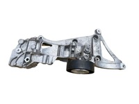 фото thumb №1, Audi ttrs rs3 основание кронштейн генератора 07k903143f