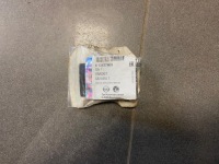 фото thumb №1, Кронштейн датчика pdc opel astra k 13437469