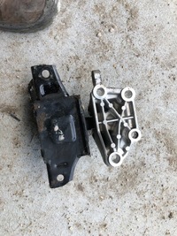 фото thumb №14, Hyundai ioniq 1.6h 2019 подушка коробки передач