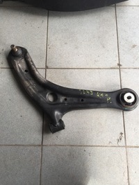 фото thumb №1, Ford ka+ plus 2016- рычаг правый перед