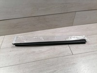 фото thumb №1, Taycan прокладка дверь левый задняя 9j1839499