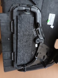 фото thumb №9, Audi a6 c7 4g sedan обшивка багажника правий лівий 4g5863888d 4g5863887d 28km